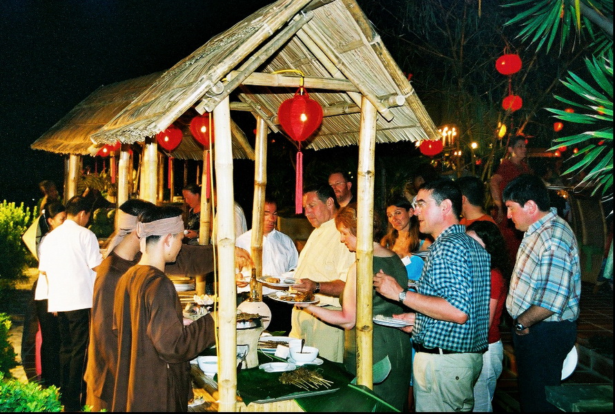 NDN_chuong trinh cho que quang nam palm garden_1